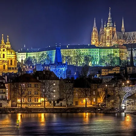 Royal Center Palace