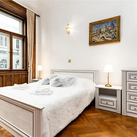 Royal Center Palace * 布拉格